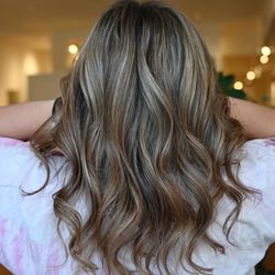 Steven Papageorge Salon