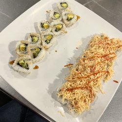 Trapper's Sushi - Silverdale - *Asparagus Roll, *Bonney Lake Roll (raw)