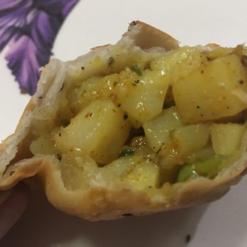 Rasoi Indian Restaurant - Samosa stuffed with savory potato and peas YUMMY! - Indian Near Me - Angeles, PAM