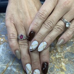 Q Nails - Love it very friendly