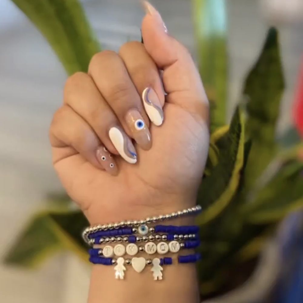 Delaray Nails - Nail Salons Near Me - Miami, Florida