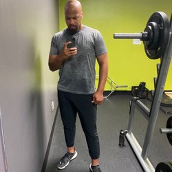 Anytime Fitness - Paying rent