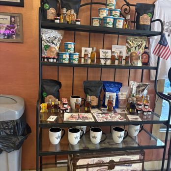 Mornings In Paris - Interior - Bakeries Near Me - Ogunquit, Maine