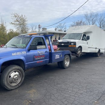 Miller Built Towing - Box truck - Towing Near Me - Lorain, Ohio Miller Built Towing - Box truck - Towing Near Me - Lorain, Ohio