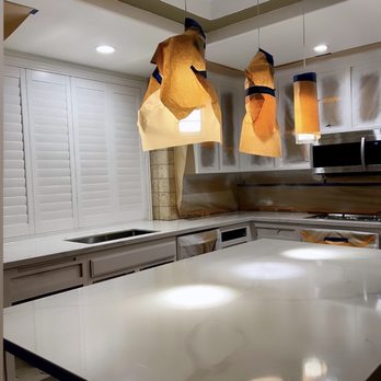 Ponce Countertops - Kitchen island - Countertop Installation Near Me - El Cajon, California
