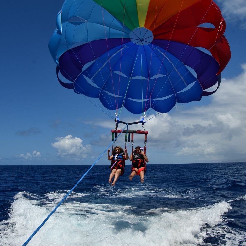 Hawaiian Parasail - Parasailing Near Me - Honolulu, Hawaii Hawaiian Parasail - Parasailing Near Me - Honolulu, Hawaii