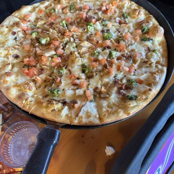 Moose's Tooth - Garlic Lovers - Pizza Near Me - Anchorage, Alaska Moose's Tooth - Garlic Lovers - Pizza Near Me - Anchorage, Alaska