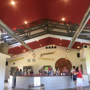 Red Top Winery - Wine Tasting Room Near Me - Baroda, Michigan Red Top Winery - Wine Tasting Room Near Me - Baroda, Michigan