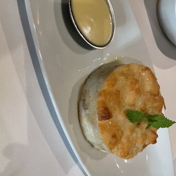 Ruth's Chris Steak House - White Chocolate Bread Pudding. Wow!!! - Steakhouses Near Me - Chesterfield, Missouri