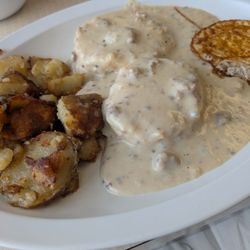 Chub's Place - Biscuits and gravy