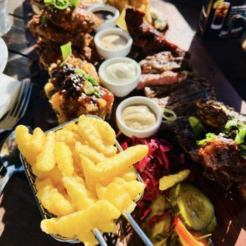 Bully Hayes Restaurant Bar - Meat grazing plate - Seafood Near Me - Akaroa, CAN