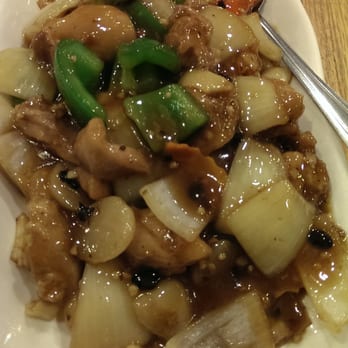 Mini Garden Orient Cuisine - Black bean chicken chow fun - Cantonese Near Me - Honolulu, Hawaii Mini Garden Orient Cuisine - Black bean chicken chow fun - Cantonese Near Me - Honolulu, Hawaii