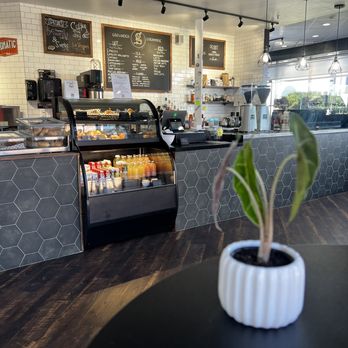 Grounded - Livermore - Coffee & Tea Near Me - Livermore, California