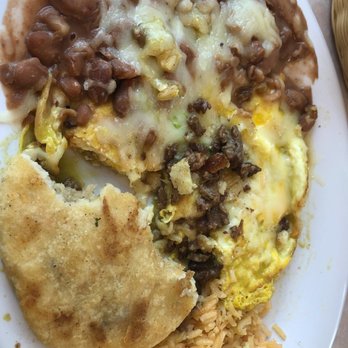 Juniors Taqueria - Mexican Near Me - Salem, Oregon