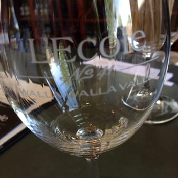 L'Ecole No 41 - Wineries Near Me - Lowden, Washington