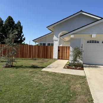 Campos Landscaping - Installed redwood privacy fencing - Landscaping Near Me Campos Landscaping - Installed redwood privacy fencing - Landscaping Near Me
