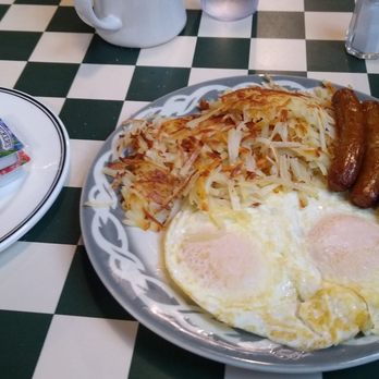 Uncle Vaits - 2eggs sausage  hash browns and toast cooked excellent - Pizza Near Me - Lexington, Illinois