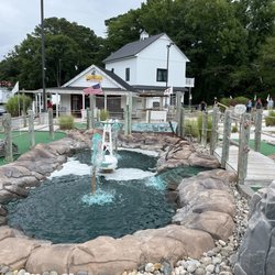 Shipwrecked Mini Golf & Ice Cream