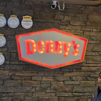 Denny's - American Near Me - Arlington Heights, Illinois