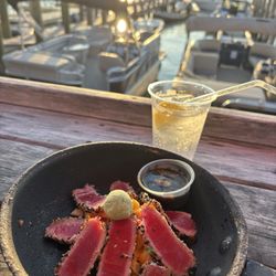 Polly's Dock Clam House - Mmmmmm!