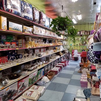 Alahmad Market - an aisle of houseware - Specialty Food Near Me - Boise, Idaho Alahmad Market - an aisle of houseware - Specialty Food Near Me - Boise, Idaho
