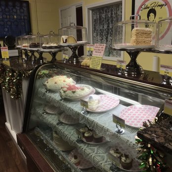 Sister Honey's - Bakery counter - Desserts Near Me - Orlando, Florida