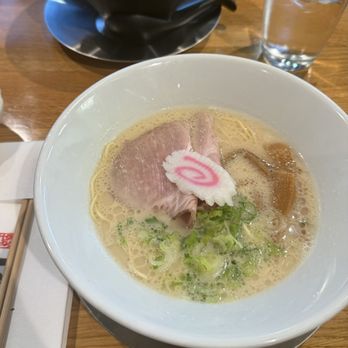 Ippudo Culver City - Shiromaru classic (white bowl) & Karaka spicy - Ramen Near Me - Culver City, California Ippudo Culver City - Shiromaru classic (white bowl) & Karaka spicy - Ramen Near Me - Culver City, California