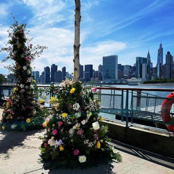 [ fLo rE sta ] - Florists Near Me - Long Island City, New York