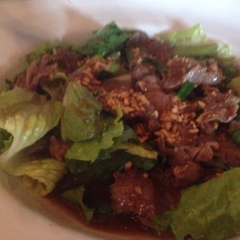 Sweet Basil - Garlic and black pepper with beef. - Thai Near Me - Albany, New York Sweet Basil - Garlic and black pepper with beef. - Thai Near Me - Albany, New York