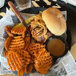 This is one of the e best burgers I have tried.  Hands down!
