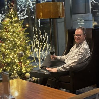 Cypress Lounge & Wine Bar - Wine Bars Near Me - Bellevue, Washington