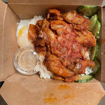 Makan - Korean spicy pork on rice - Asian Fusion Near Me - Toronto, Ontario Makan - Korean spicy pork on rice - Asian Fusion Near Me - Toronto, Ontario