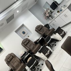 Chloes Nail Bar