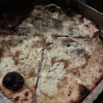 Gjelina Take Away - Gruyère and caramelized onion pizza - Coffee & Tea Near Me - Venice, California