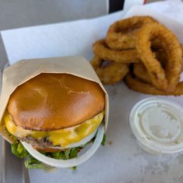 Cheeseburger and onion rings