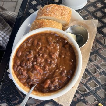 Urth Caffé-Pasadena - Vegetarian chili - Cafes Near Me - Pasadena, California