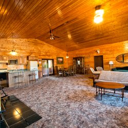 Wild Skies Cabin Rentals - Greatroom in the 3 Bedroom cabin.