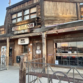 Joshua Tree Saloon - Front of restaurant - Dive Bars Near Me - Joshua Tree, California Joshua Tree Saloon - Front of restaurant - Dive Bars Near Me - Joshua Tree, California