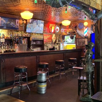 Mike's Tavern - Bar - Pubs Near Me - West Peoria, Illinois