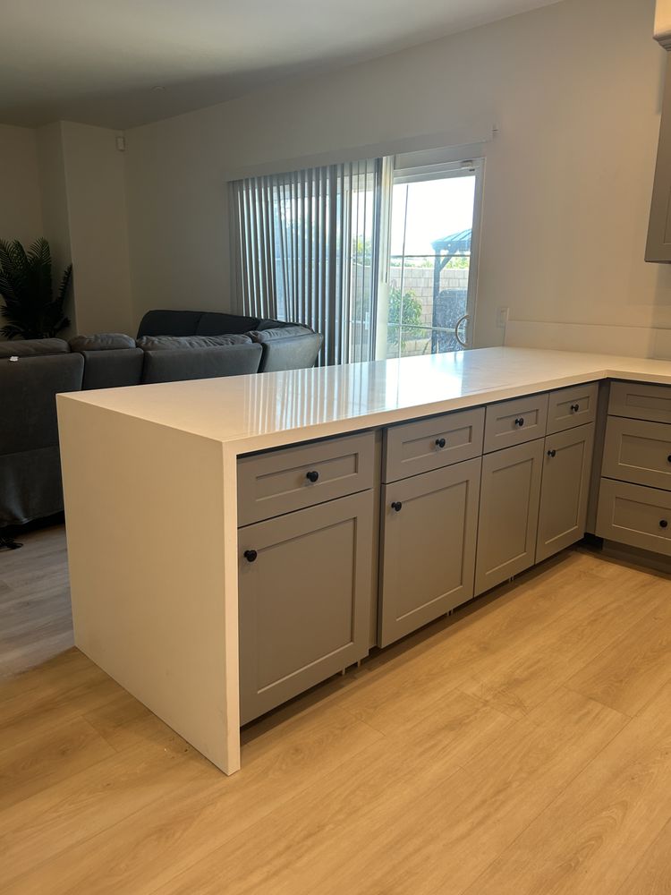 Slide of Montano Construction