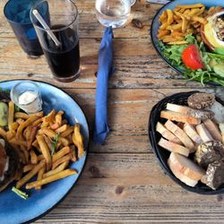 Le Rollon - Rollon Burger und Camembert
