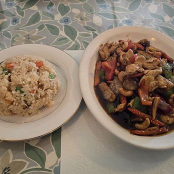 Romi Thai - Cashew chicken and fried rice - Thai Near Me - Pahrump, Nevada Romi Thai - Cashew chicken and fried rice - Thai Near Me - Pahrump, Nevada