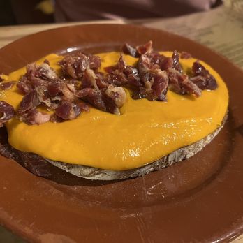 Alfalfa - Andalusian bread - Tapas Bars Near Me - Seville, SE