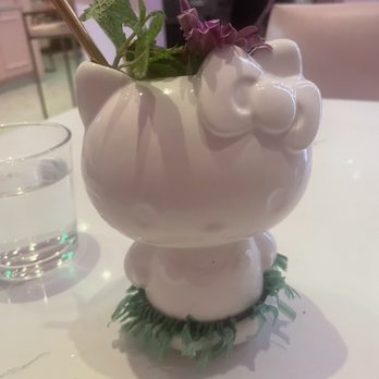 Hello Kitty Cafe - Hello kitty Tiki - Cafes Near Me - Irvine, California