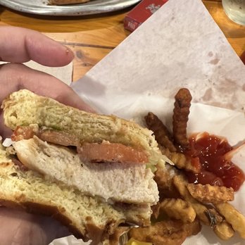 Bimbo's Octagon - Chicken sandwich - Pizza Near Me - Side Lake, Minnesota