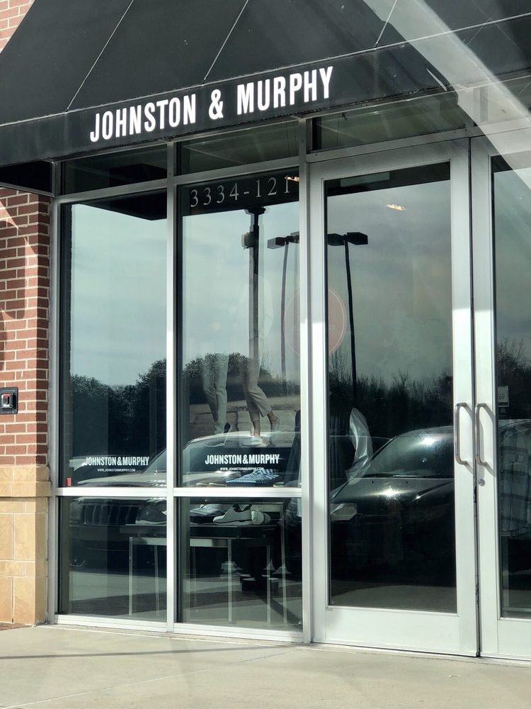JOHNSTON & MURPHY SHOES Updated October 2024 3334 W Friendly Center