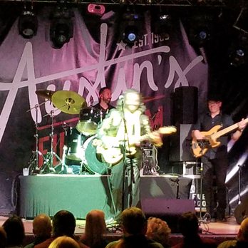 Austin's Fuel Room - Bee Gees Gold - awesome! - Music Venues Near Me - Libertyville, Illinois Austin's Fuel Room - Bee Gees Gold - awesome! - Music Venues Near Me - Libertyville, Illinois