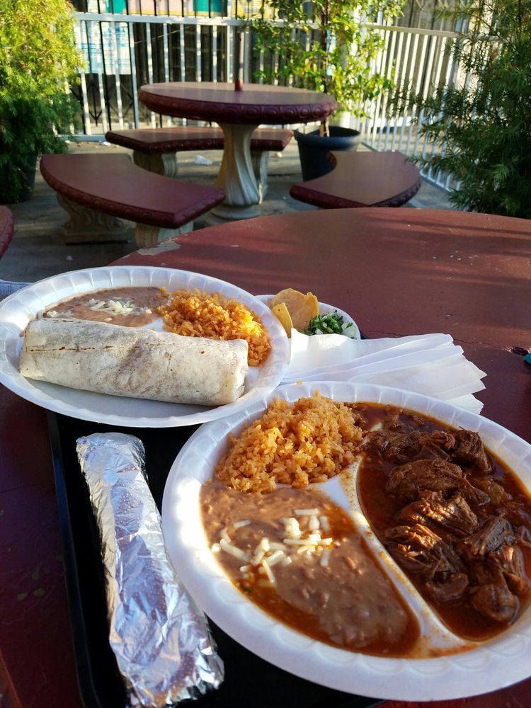 Cocineros Mexican Food