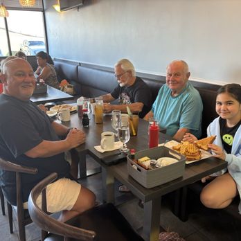 Jessica's - Happy customers - Breakfast & Brunch Near Me - Aiea, Hawaii Jessica's - Happy customers - Breakfast & Brunch Near Me - Aiea, Hawaii