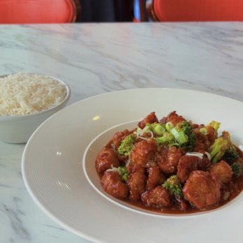 Sizzlin Stirfry Asian Bistro - GINGER CHICKEN - WITH WHITE RICE - Asian Fusion Near Me - Raleigh, North Carolina Sizzlin Stirfry Asian Bistro - GINGER CHICKEN - WITH WHITE RICE - Asian Fusion Near Me - Raleigh, North Carolina